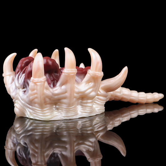 Xenomorph Facehugger Pleasure Device - Fantasy Masturbator